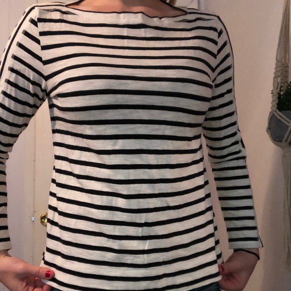 J Crew Top😍 - Picture 3 of 4